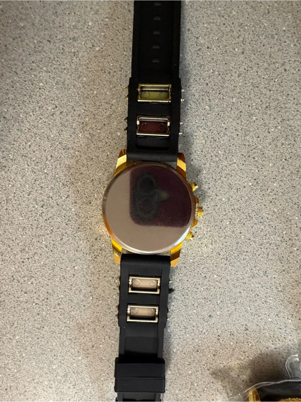NEW-stunning, masculine Men's Black and Gold Sport Chronograph Watch